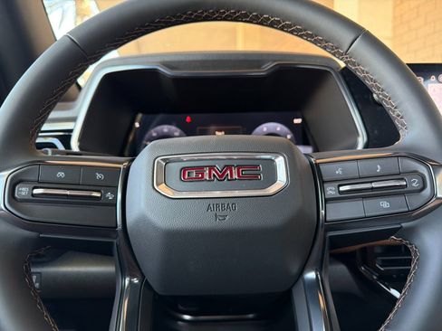 New 2026 GMC Canyon AT4 AWD/4WD image 23