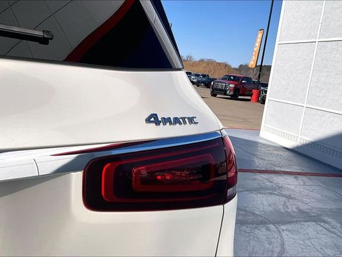 Used 2021 Mercedes-Benz GLS 580 4MATIC image 24