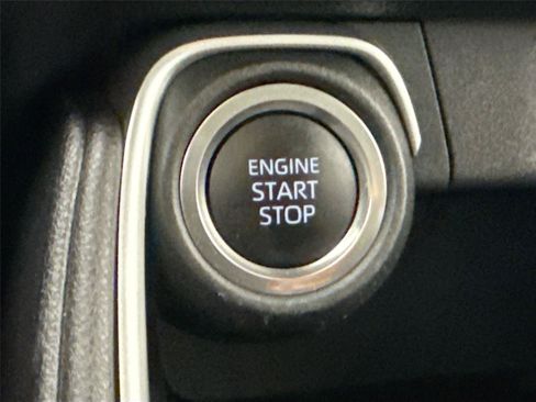 Certified 2025 Toyota Grand Highlander FWD image 26