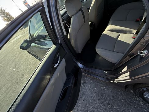 Used 2020 Honda Civic EX image 11