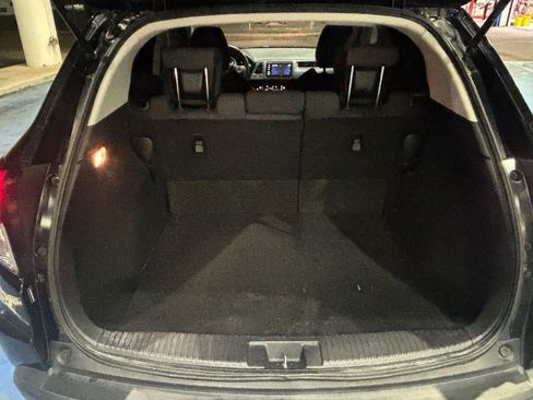 Used 2019 Honda HR-V EX image 29