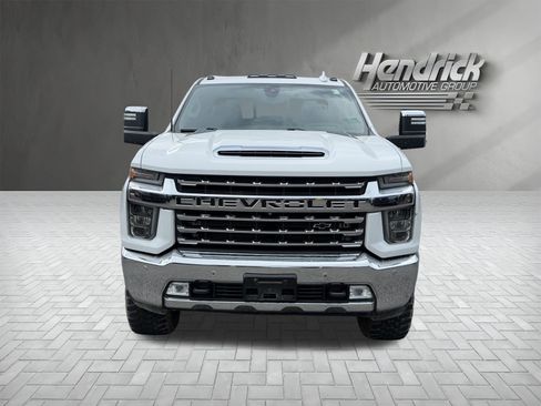 Used 2020 Chevrolet Silverado 2500 LTZ w/ LTZ Premium Package AWD/4WD image 3