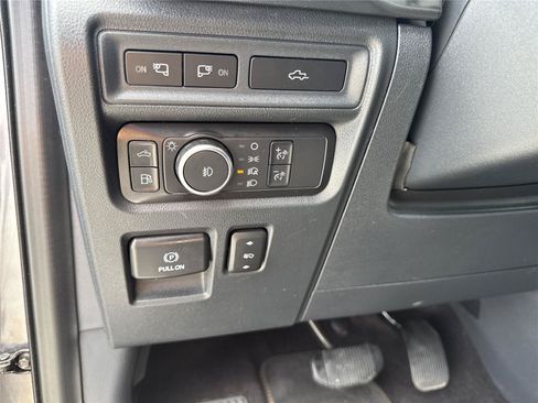 Used 2021 Ford F150 Platinum w/ Equipment Group 701A High AWD/4WD image 23