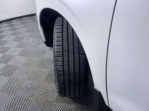 Used 2017 Subaru Forester 2.5i Premium w/ All-Weather Package image 26