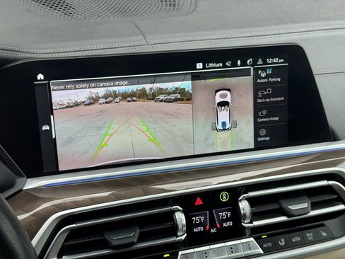 Used 2022 BMW X5 xDrive45e w/ Climate Comfort Package image 37