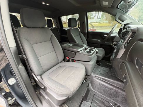 Used 2021 Chevrolet Silverado 1500 Custom image 24