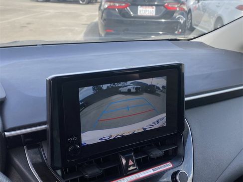 Certified 2025 Toyota Corolla LE image 10