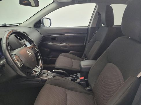Used 2017 Mitsubishi Outlander Sport ES AWD/4WD image 17