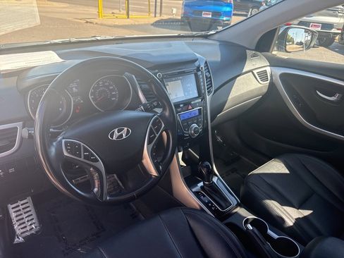 Used 2016 Hyundai Elantra GT w/ Option Group 03 image 18