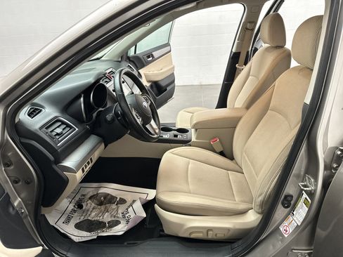 Used 2015 Subaru Outback 2.5i Premium image 14