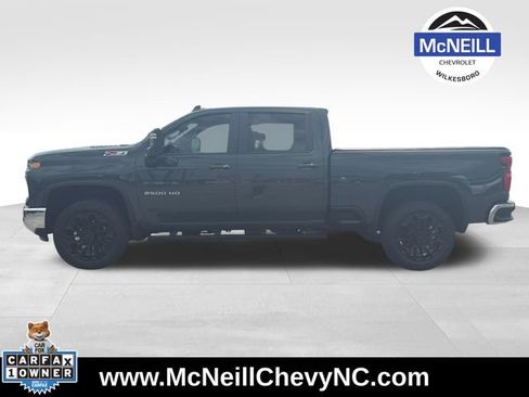 Used 2026 Chevrolet Silverado 2500 LT w/ Safety Package AWD/4WD image 5