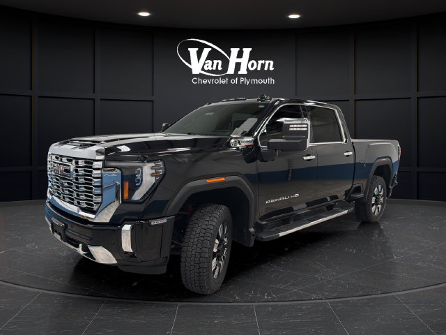 Used 2024 GMC Sierra 3500 Denali w/ Technology Package AWD/4WD image 3