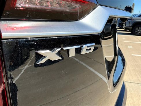 Used 2023 Cadillac XT6 Premium Luxury w/ Technology Package image 30