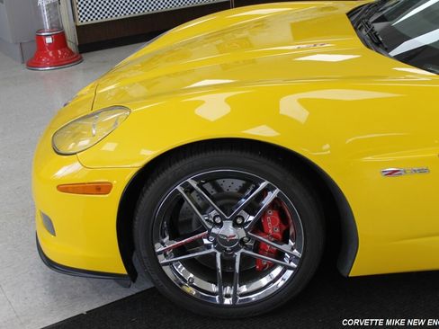 Used 2007 Chevrolet Corvette Z06 w/ Preferred Equipment Group image 13