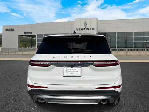 New 2026 Lincoln Corsair Premiere image 4