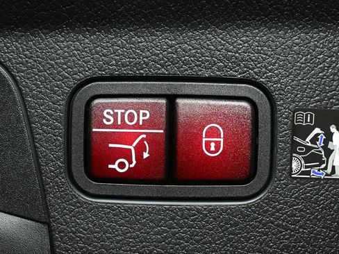 New 2026 Mercedes-Benz GLE 450 4MATIC Coupe image 31