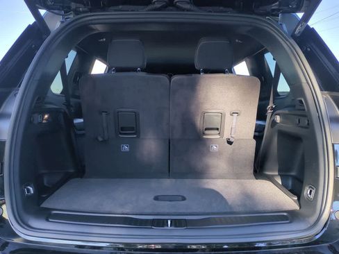 New 2025 Jeep Grand Cherokee L Laredo RWD image 34