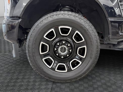 Used 2025 Ford F250 Platinum AWD/4WD image 34