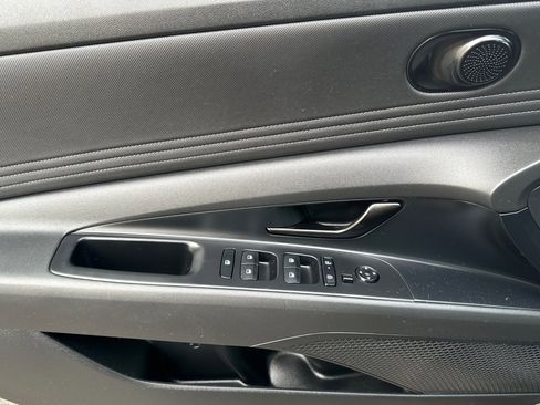 Certified 2025 Hyundai Elantra SEL w/ Cargo Package image 11