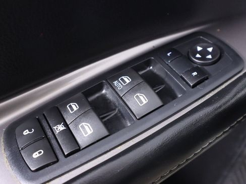 Used 2019 Dodge Journey Crossroad w/ Driver Convenience Group AWD/4WD image 23