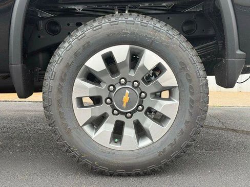New 2026 Chevrolet Silverado 2500 Custom w/ Custom Value Package AWD/4WD image 13