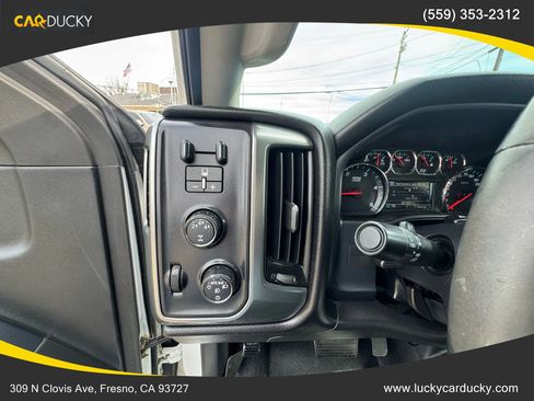 Used 2016 Chevrolet Silverado 2500 LT w/ LT Convenience Package image 11