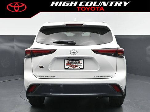 New 2026 Toyota Highlander Limited AWD/4WD image 5