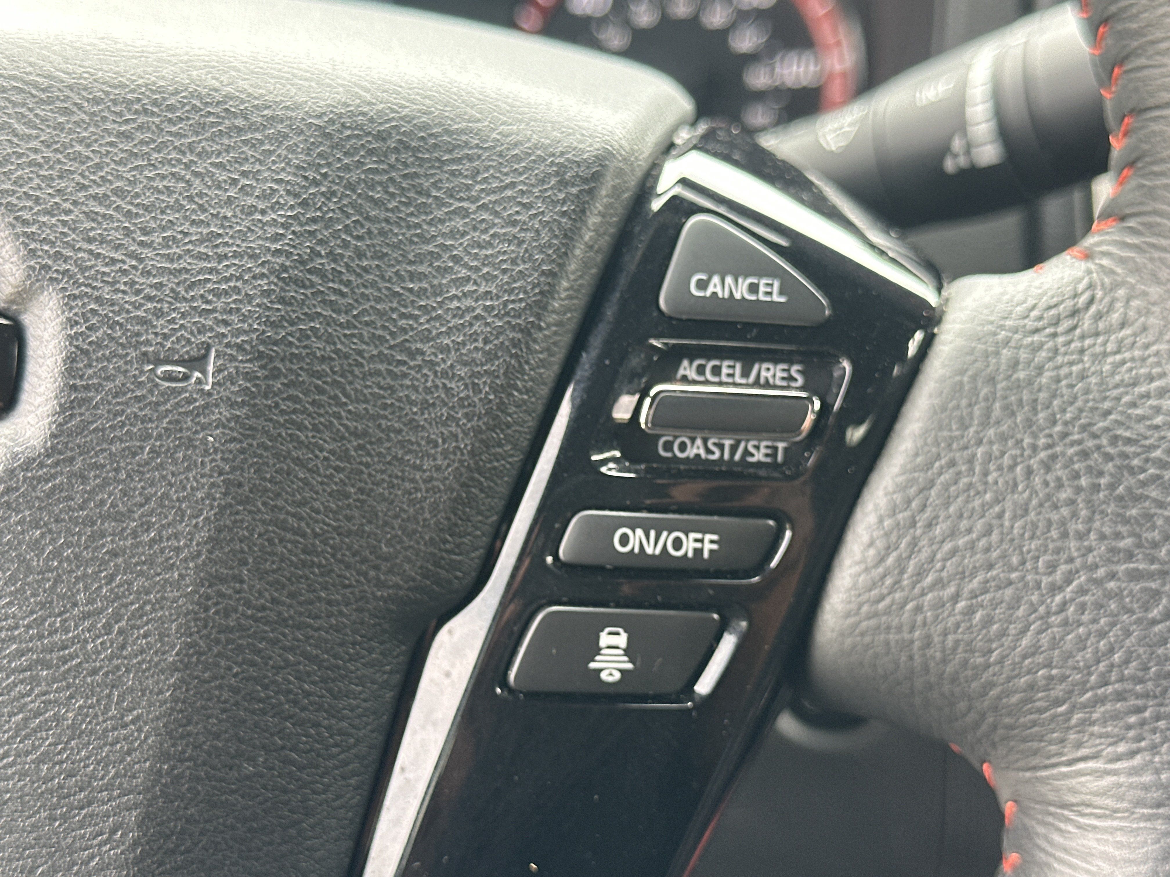 Used 2026 Nissan Frontier PRO-4X AWD/4WD image 25