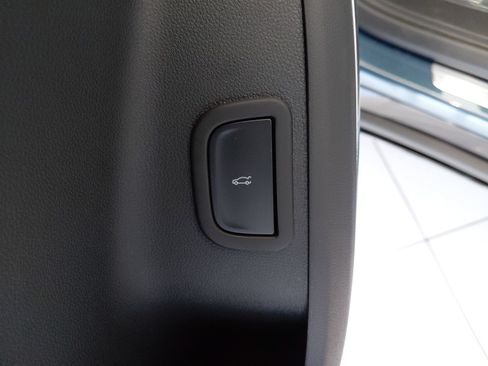New 2026 Chevrolet Traverse High Country AWD/4WD image 19