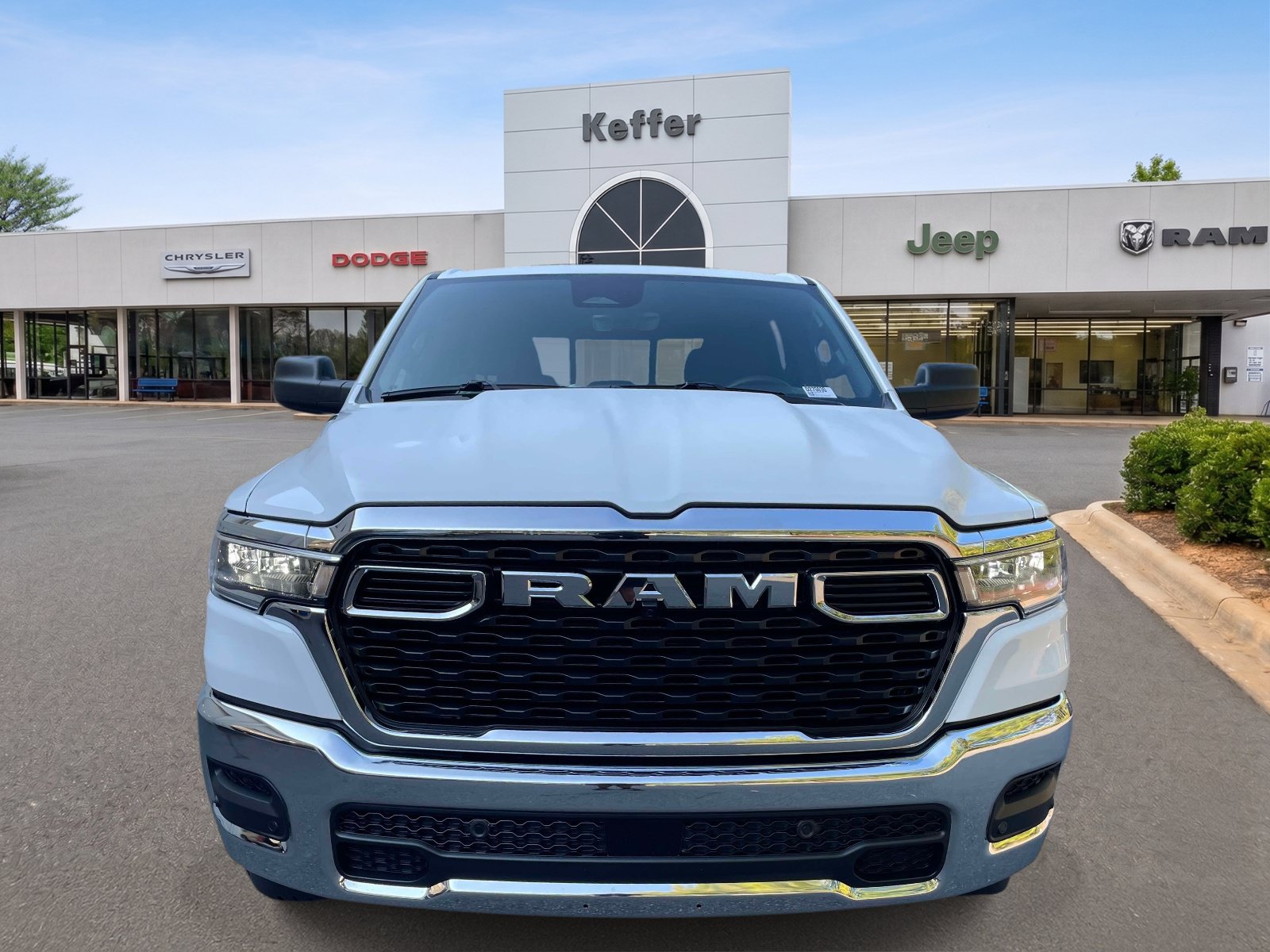 Used 2027 RAM 1500 Tradesman AWD/4WD image 2