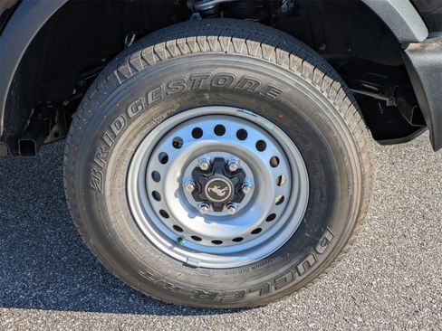 New 2025 Ford Bronco 4-Door image 11