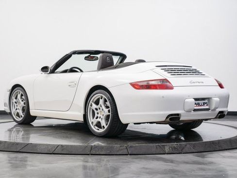 Used 2005 Porsche 911 Carrera image 11