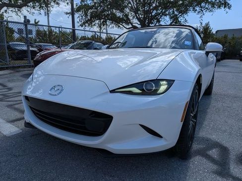New 2026 MAZDA MX-5 Miata Grand Touring RWD image 9