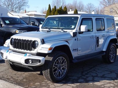Used 2024 Jeep Wrangler High Altitude