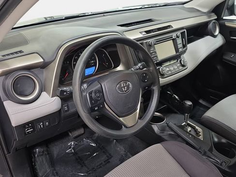 Used 2014 Toyota RAV4 XLE AWD/4WD image 16
