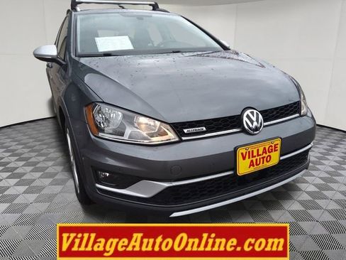 Used 2017 Volkswagen Golf Alltrack SE image 17