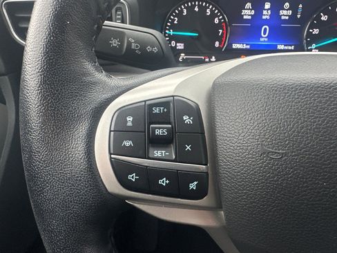 Used 2022 Ford Explorer XLT w/ Equipment Group 202A image 23
