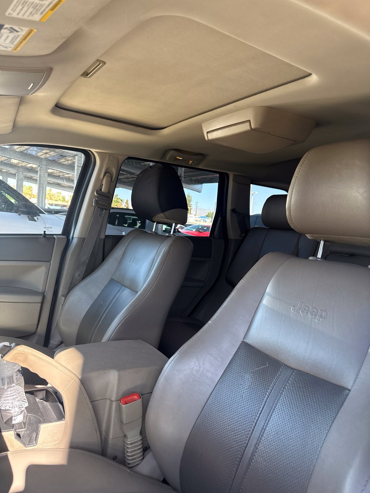 Used 2006 Jeep Grand Cherokee Limited AWD/4WD image 3