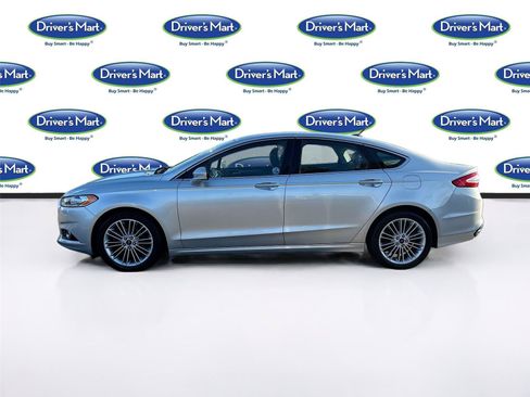 Used 2014 Ford Fusion SE w/ Equipment Group 202A FWD image 4