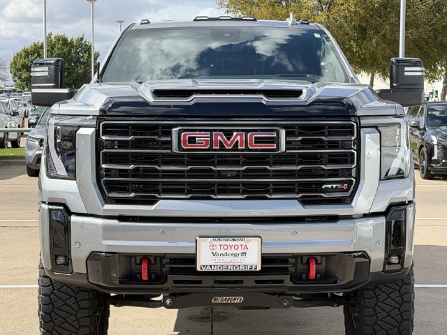 Used 2026 GMC Sierra 2500 AT4 w/ AT4 Premium Plus Package AWD/4WD image 7