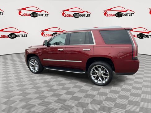 Used 2018 Cadillac Escalade Luxury RWD image 5