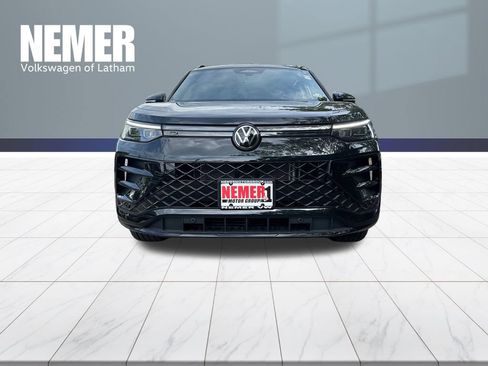 New 2026 Volkswagen Tiguan SE R-Line AWD/4WD image 5