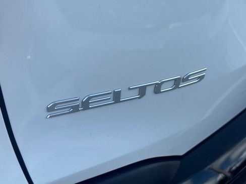 Used 2026 Kia Seltos S FWD image 3