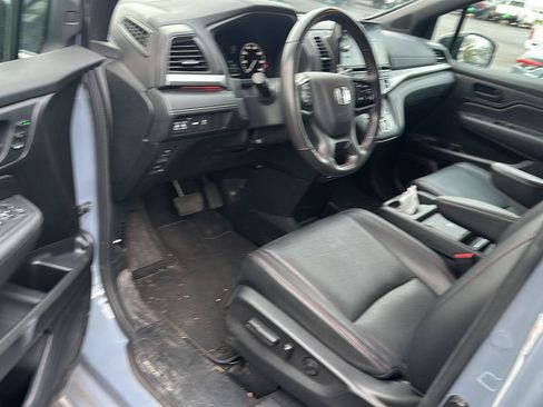 Used 2025 Honda Odyssey Sport-L image 6