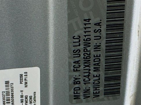 Used 2023 Jeep Wrangler Unlimited w/ 8.4" Radio Group image 12