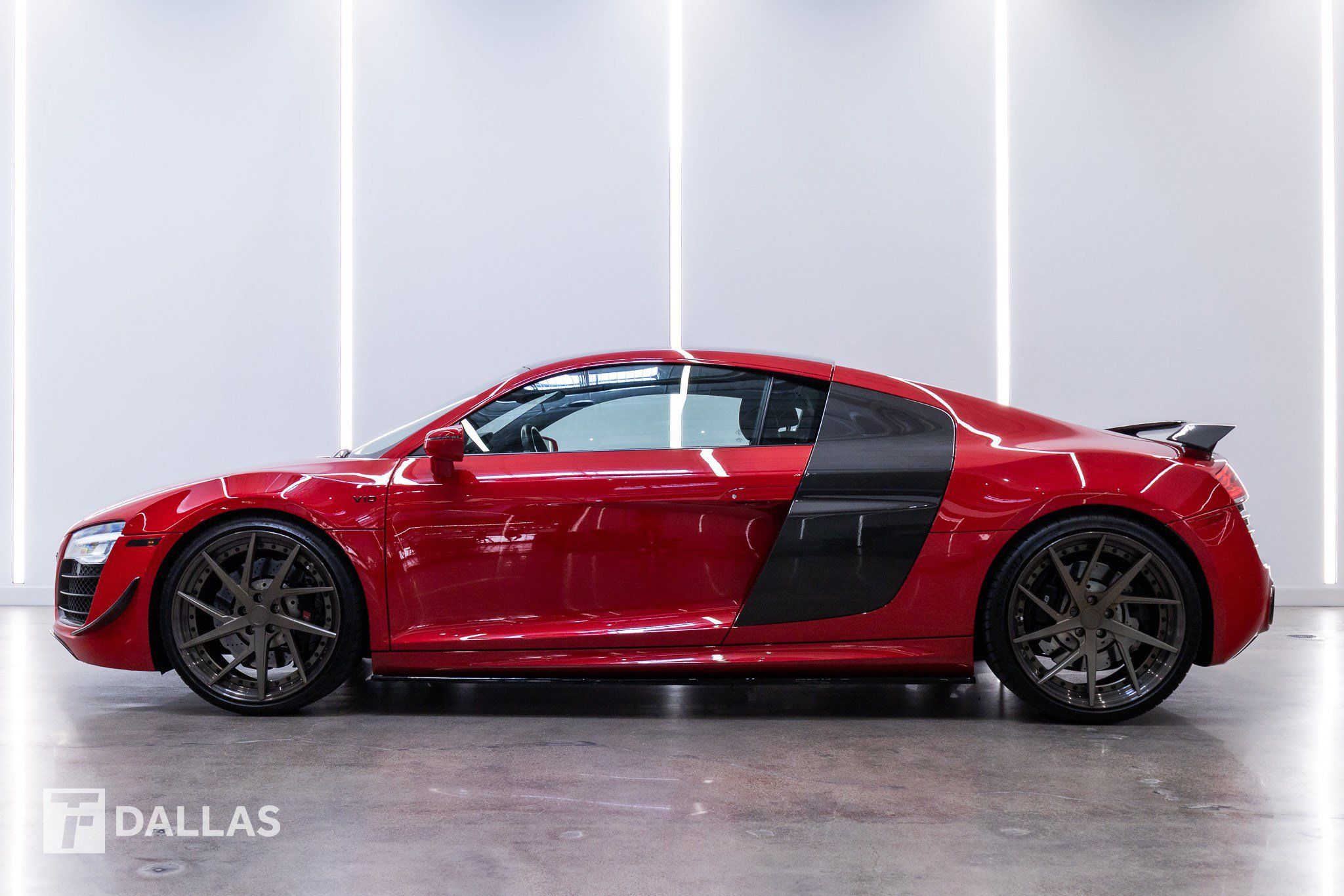 Used 2014 Audi R8 V10 AWD/4WD image 1