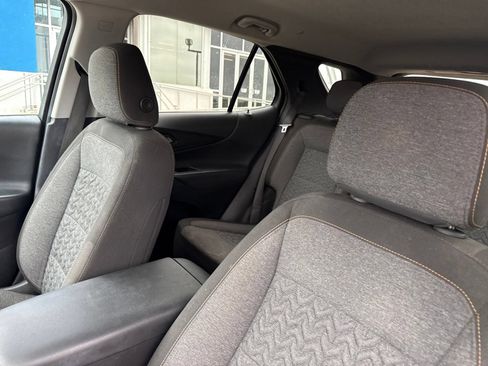 Used 2023 Chevrolet Equinox LT FWD image 17