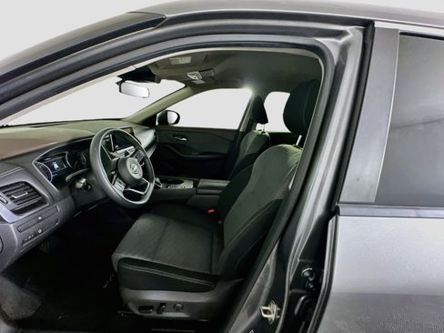 Used 2023 Nissan Rogue SV FWD image 13