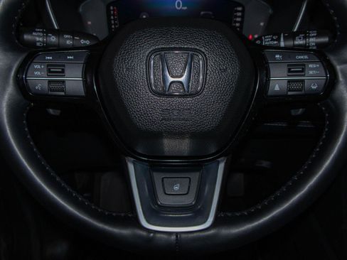 Used 2025 Honda Pilot Elite image 12