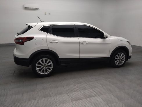 Used 2021 Nissan Rogue Sport S image 10